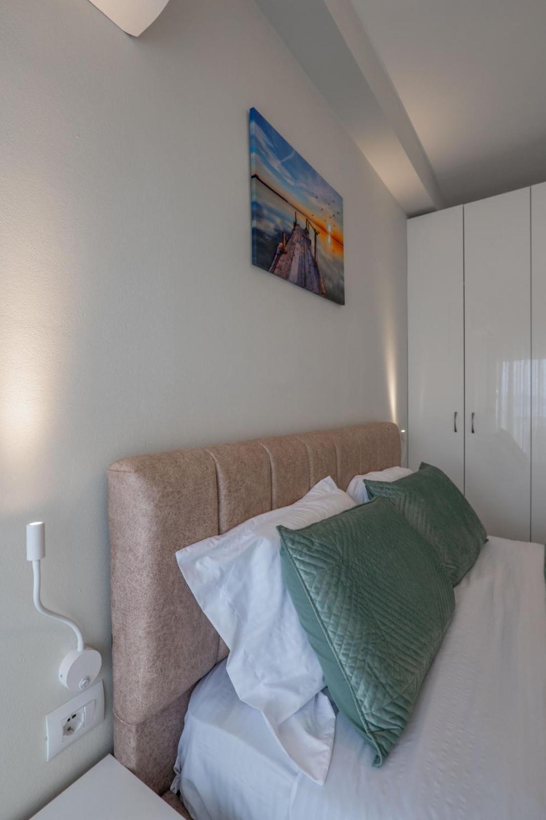 Esel Apartments Sarandë Exteriér fotografie